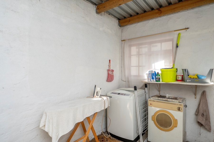 2 Bedroom Property for Sale in Vredekloof Western Cape